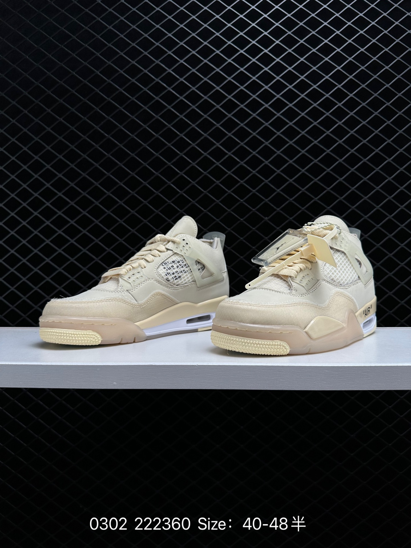 Off-White™ x Air Jordan 4  